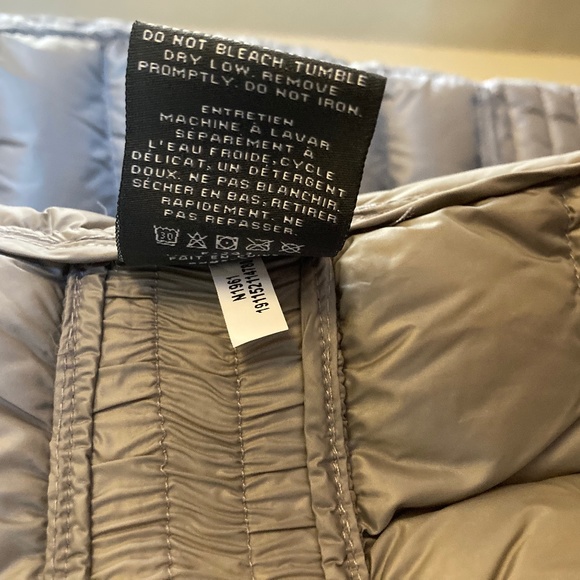 Vince Camuto NWOT Hooded Puffer Coat - Picture 8 of 8